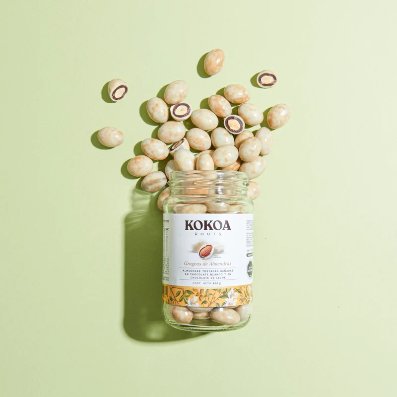 Grageas de Almendras en Chocolate Blanco y Leche 200 grs Kokoa Roots