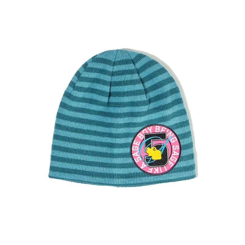 5age patch border beanie